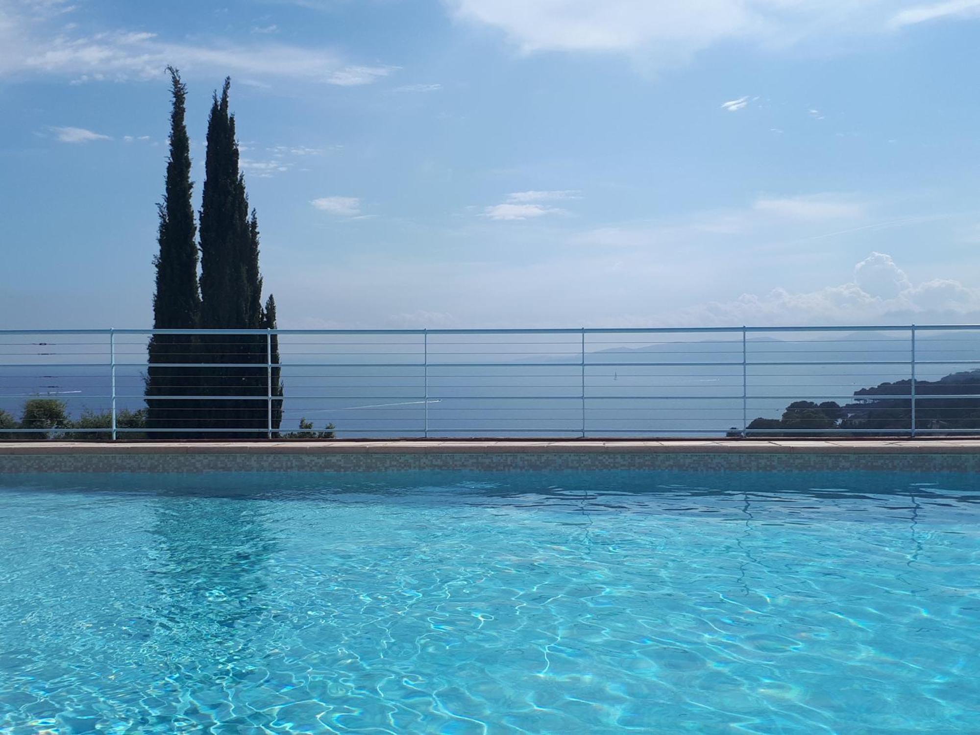 Duplex, Vue Panoramique Sur La Mediterranee, Piscine, Garage Saint-Raphael  Bagian luar foto