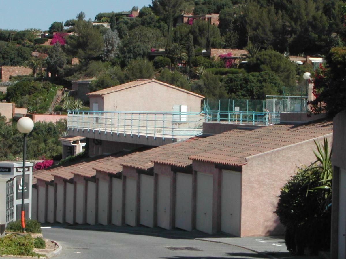 Duplex, Vue Panoramique Sur La Mediterranee, Piscine, Garage Saint-Raphael  Bagian luar foto
